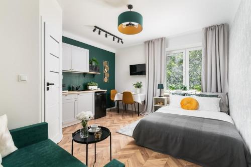 Nowe Miasto Apartment | Walnut Delight Apartment B Old Town