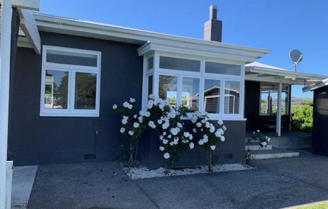Havelock North Apartment | Walnut House