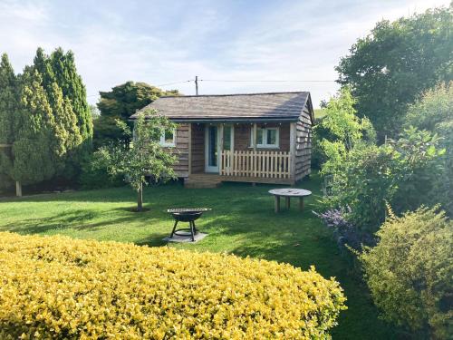 Dulcote House | Walnut Lodge
