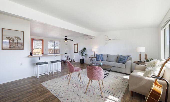 Joshua Tree House | π΅ Walpi Ranch - Joshua Tree Getaway w/Hot Tub, Fire Pit and BBQ! π΅