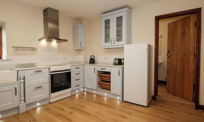 Craven Arms Cottage | Walton Maisonette