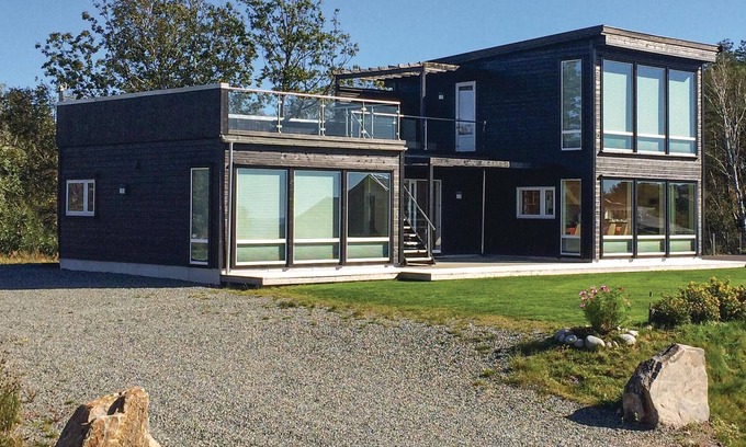 Lindesnes House | Want to experience the best of southern Norway?