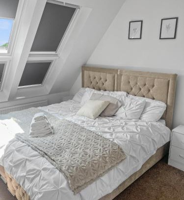 Salford House | Warm&Cosy 3Bedroom Home in the heart of Manchester