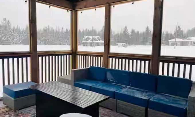 Dwight Cottage | Warm & cozy cottage in Huntsville/Muskoka