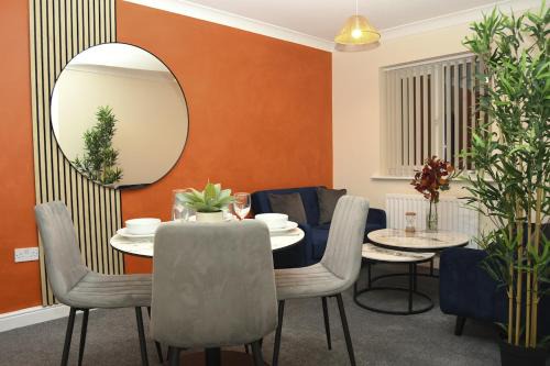 Warrington House | Warrington Suites by Relax Stays