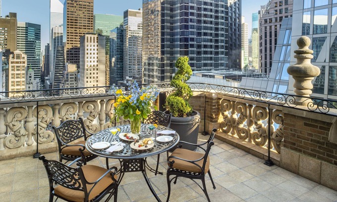 Central Park South Hotel | Warwick New York