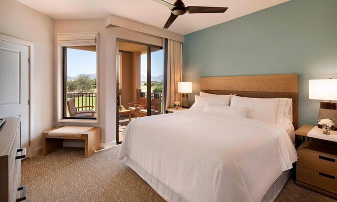 Kierland Resort | Waste Management Open & Spring Training! Westin Kierland Villas 1 Bedroom