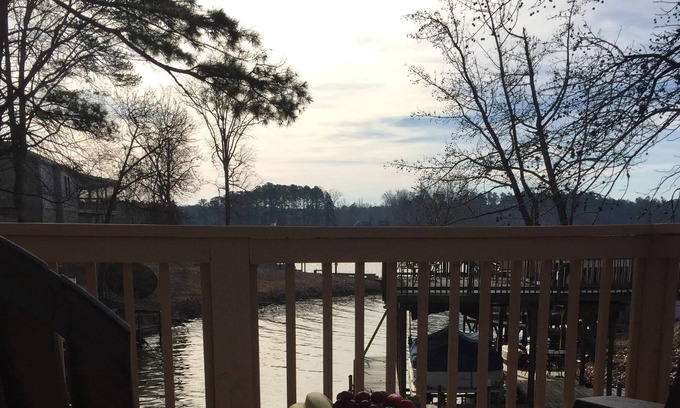 Albemarle House | WATER FRONT LAKE TILLERY PROPERTY WITH BOAT HOUSE