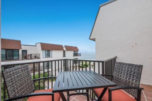 Holmes Beach House | Water's Edge 205