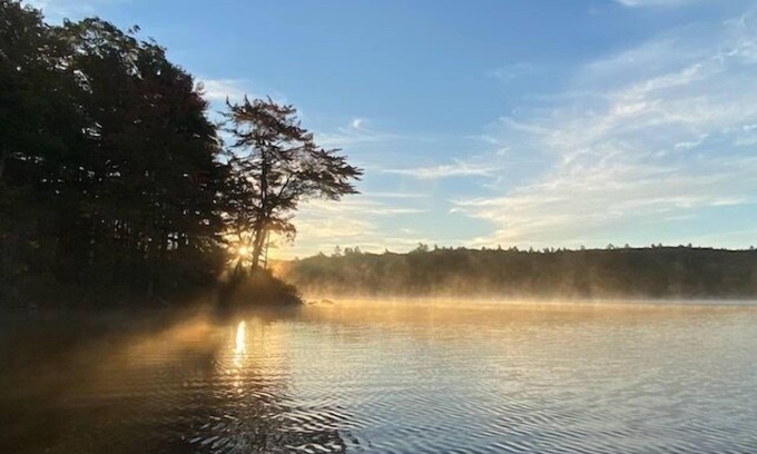 Bucksport Cottage | Water's Edge Private Dock Kayak, Swim & Fish