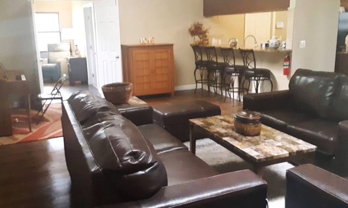Sebring House | Water-view Golf Hammock Home/Fenced-in Corner Lot