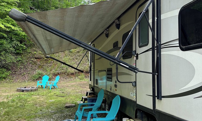 Pickens House | Waterfall view cozy camper
