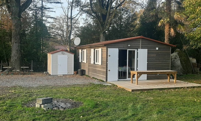 La Boissiere-des-Landes House | Waterfront house
