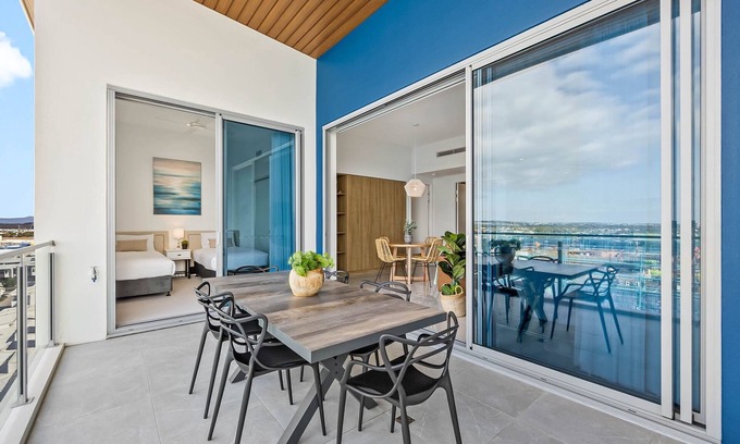 Bokarina Apartment | Waterfront 2-Bed Oasis - Pool, Steam, Jacuzzi, Gym