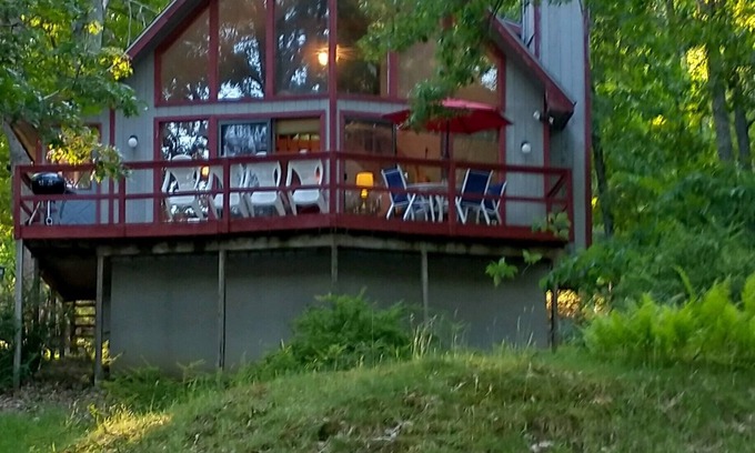 Pocono Mountain Lake Cabin | Waterfront 4 Season Cabin Pet Friendly Canoe Air Conditioned