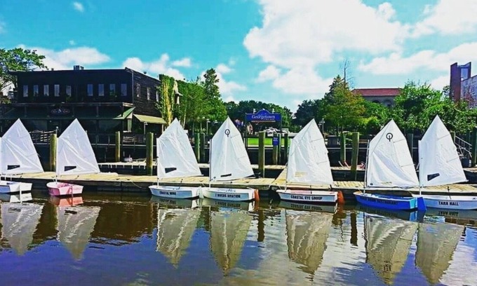 Georgetown Apartment | Waterfront and boardwalk 2-bedroom, 1- bath apartment in Historic Georgetown, SC