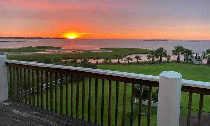Gilchrist House | Waterfront Bay Home features Fishing Pier & Amazing Views of the Gulf