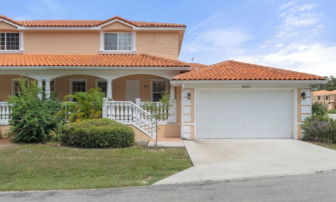Homosassa Villa | Waterfront! Boat dock available for, families welcome!