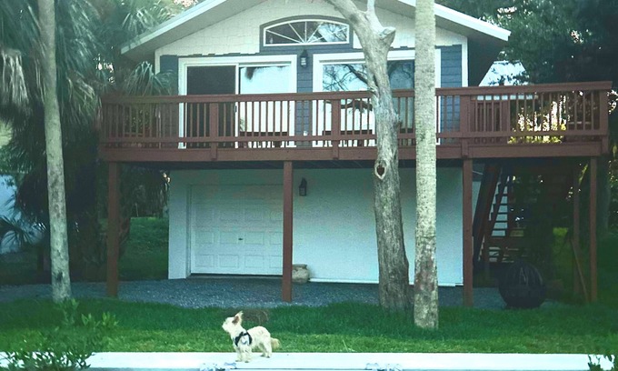 Crystal River House | WATERFRONT CATCH OF THE DAY-PRIVATE DOCK- GULF ACCESS! KAYAK-SCALLOP-FISH!