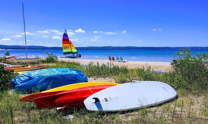 Menonaqua Beach Condo | Waterfront Condo On Little Traverse Bay. Beaches, Tennis,Near Golf And Ski