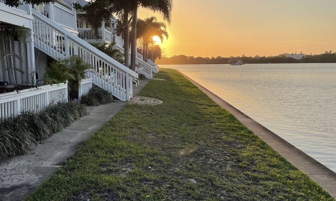 Coquina Key Condo | Waterfront condo with incredible views! Pet friendly.