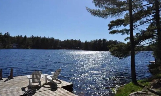 Gravenhurst Cottage | Waterfront cottage @ Muskoka Pines kayaks/fireplace/bbq/firepit