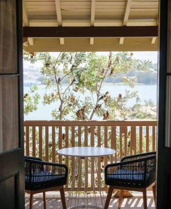 Millers Point Apartment | Waterfront - Designer Curated @ The Rocks Sydney