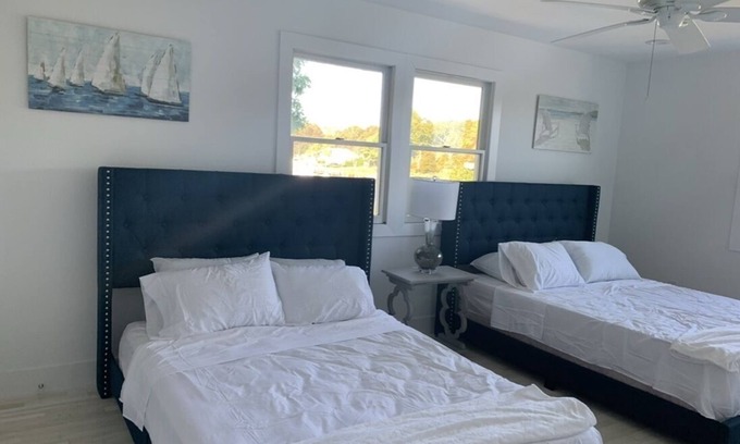 Hampton Bays House | Waterfront Dream
