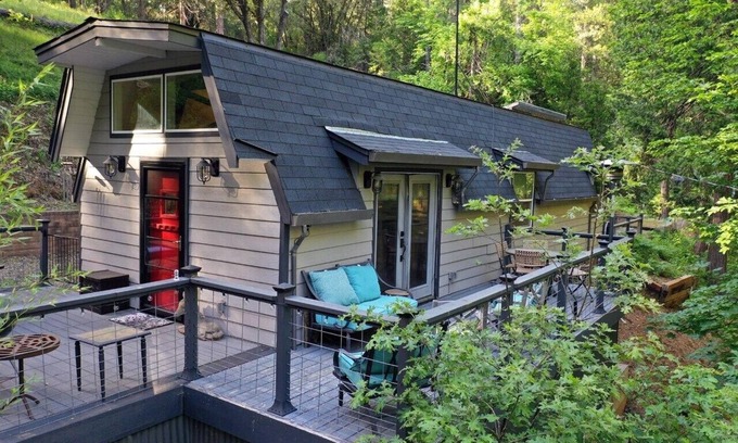 Placerville Cabin | Waterfront Escape on 2 Acres – 2 Cozy Cabins with Fire Pit & Nature Views