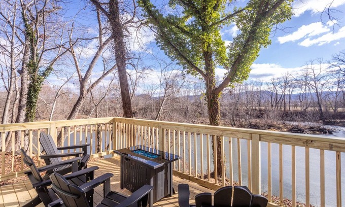 Elkton House | Waterfront Fire Pit Hot Tub Brand new decor Updated Spaces Gorgeous views of Shen River