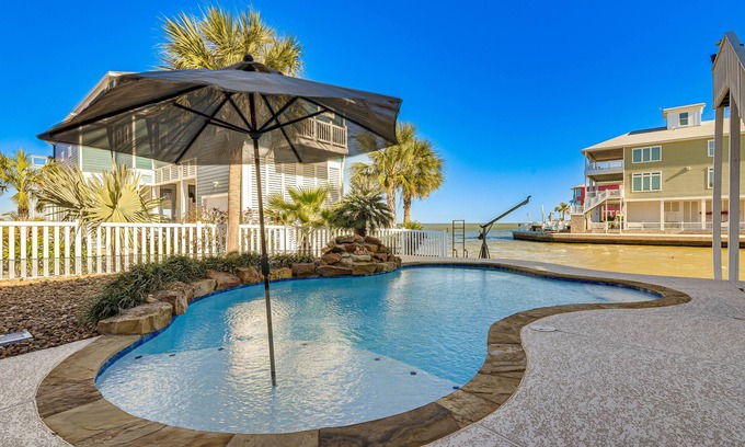 Terramar Beach House | Waterfront Galveston Bay Home w/Private Pool!