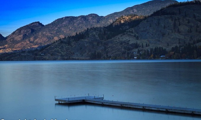 Okanagan-Similkameen Condo | Waterfront ground floor condo with pool