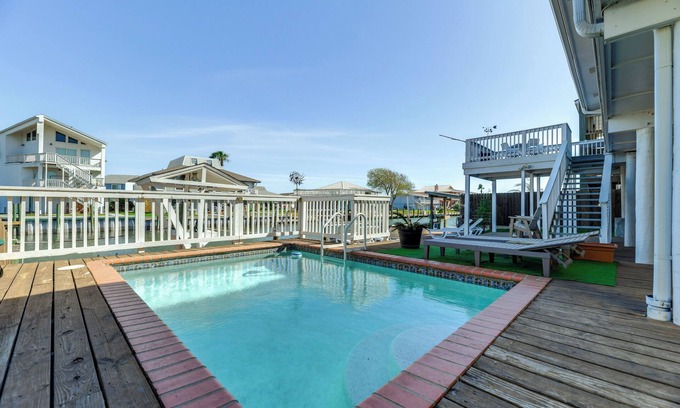 City-by-the Sea House | Waterfront Home w/Deck & Pool in City-by-the-Sea