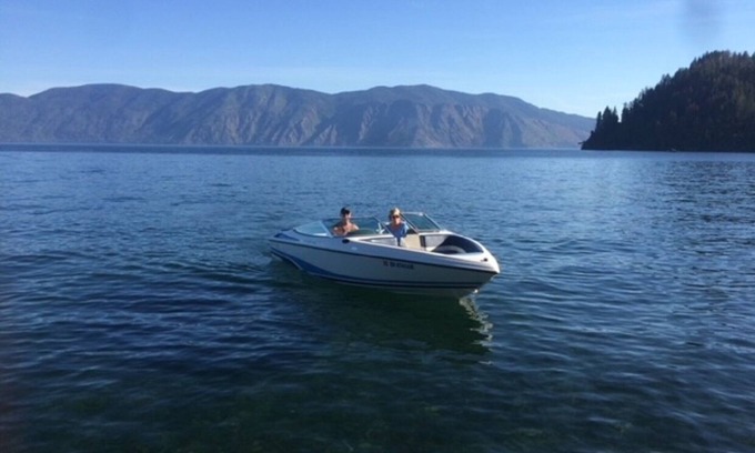 Sagle House | Waterfront Home-Great Boating/Fishing/Beach. Mountain Views, close to Sandpoint