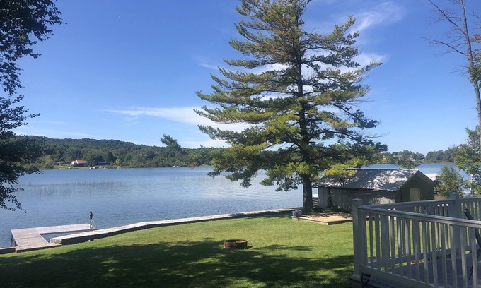 Lake Leelanau Cottage | Waterfront home on S Lake Leelanau. Terrific lake views Pet friendly.