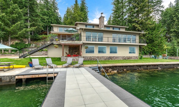 Sandpoint House | Waterfront Home on Lake Pend Oreille River with boat lift and Easy Access