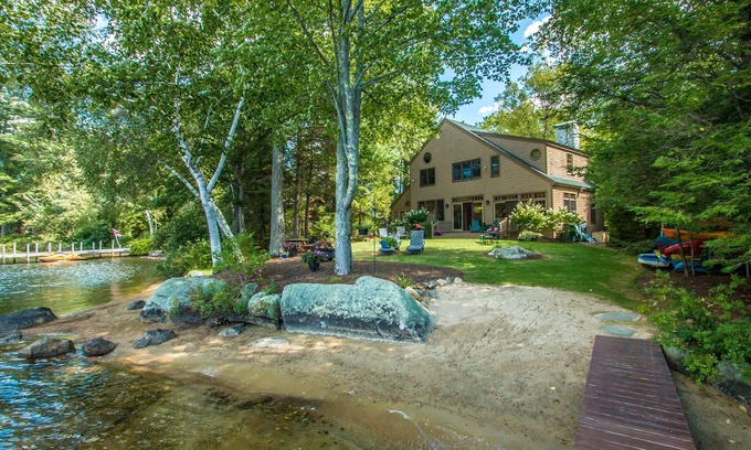 Moultonborough House | Waterfront home in Moultonborough with sandy beach and dock