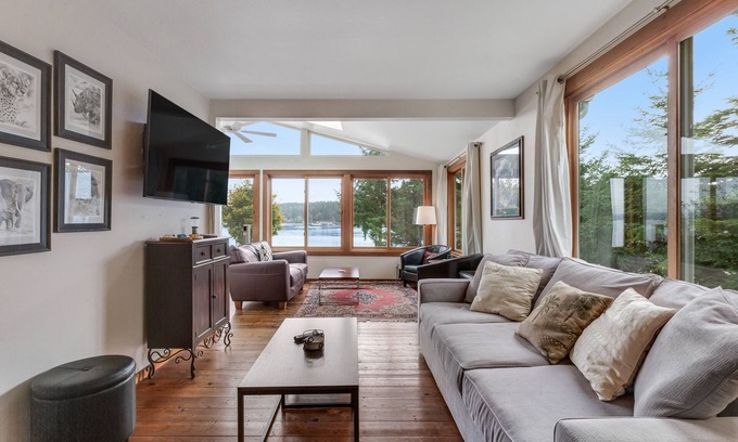 Seabeck House | Waterfront house & cottage with private beach, kayaks, SUPs, 4 decks - dogs OK
