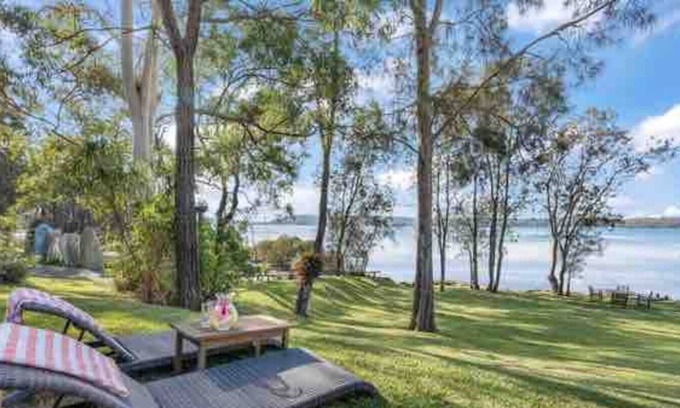 North Arm Cove House | Waterfront jewel at North Arm Cove