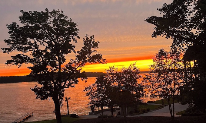 Cross Hill House | Waterfront Lake Greenwood Home