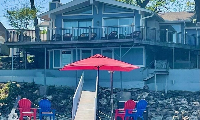 Vinita House | Waterfront Lake Home, Large Deck, Dock, Fish, Swim, Relax, Close to Tulsa & Town