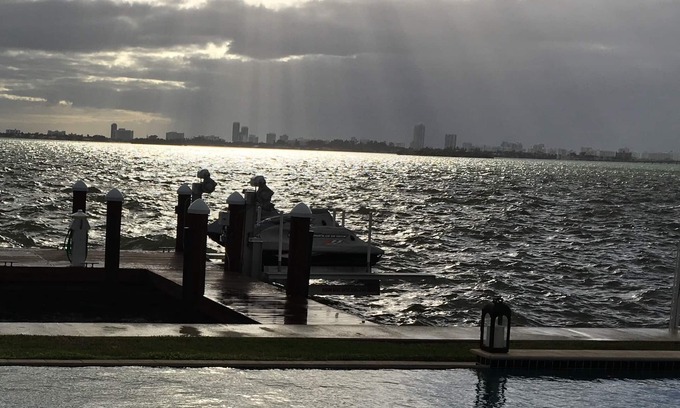 Miami Shores House | Waterfront Miami Dream home