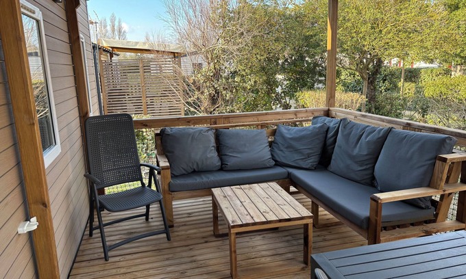 Saint-Hippolyte House | Waterfront mobile home 5* camping at Torreilles plage