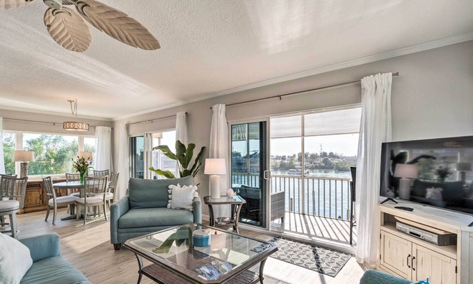 Laurel Condo | Waterfront Nokomis Condo < Half Mile to Beach!
