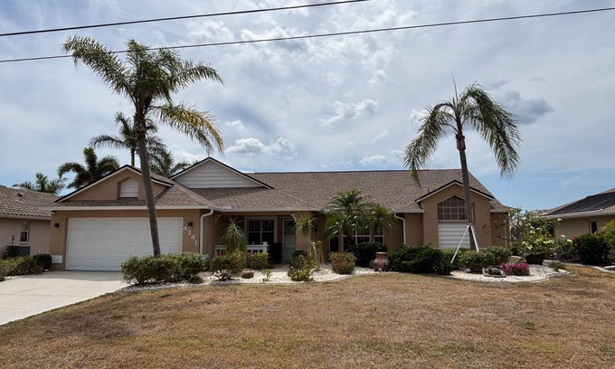 Port Charlotte House | Waterfront Paradise