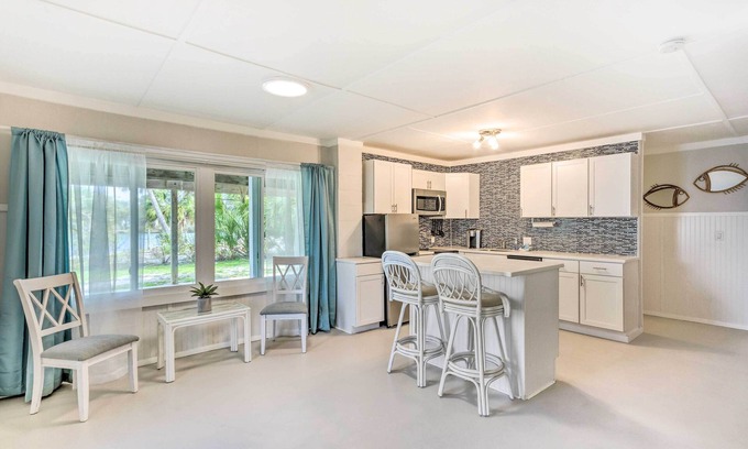 Perdido Key Coves One Apartment | Waterfront Pensacola Getaway, Walk to Beach!