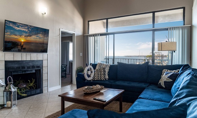 Ono Island Condo | Waterfront! Perfect Location!