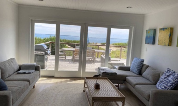 Springs House | Waterfront Private Beach House on Gardiner's Bay