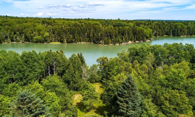 Steuben House | Waterfront Remodeled 6BR Retreat - Sauna, Views, Near Acadia National Park