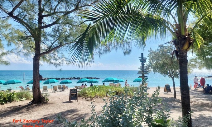 Key West Resort | Waterfront Resort, Fantasy Fest, Private Beach, Boat Docks, Sleeps 6, Pool